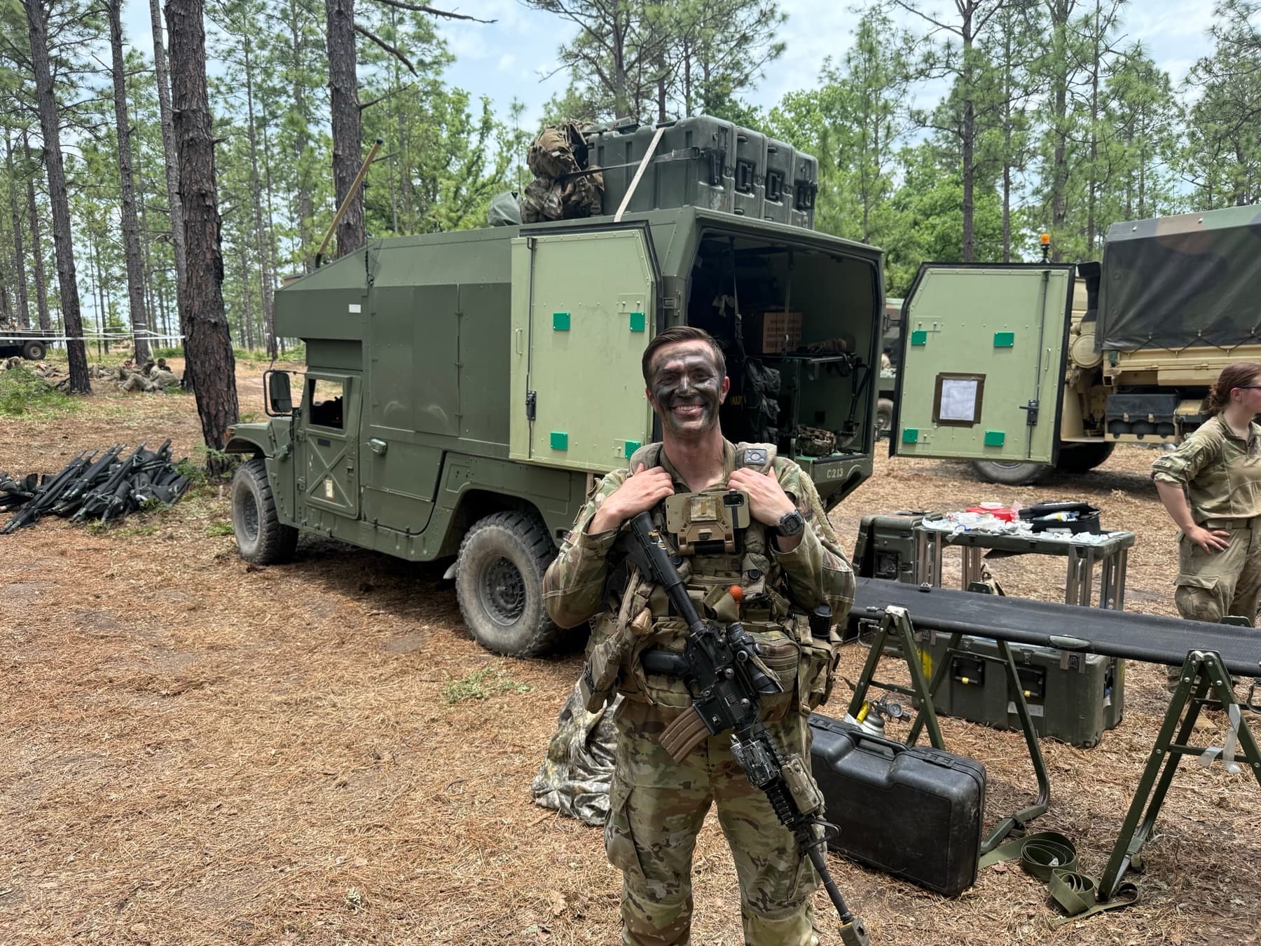 Bricen during field training